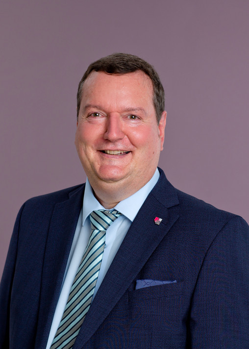 Peter Mertens