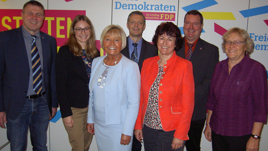 Gruppenbild dbb Landesleitung mit FDP-Landtagsfraktionsvorsitzender